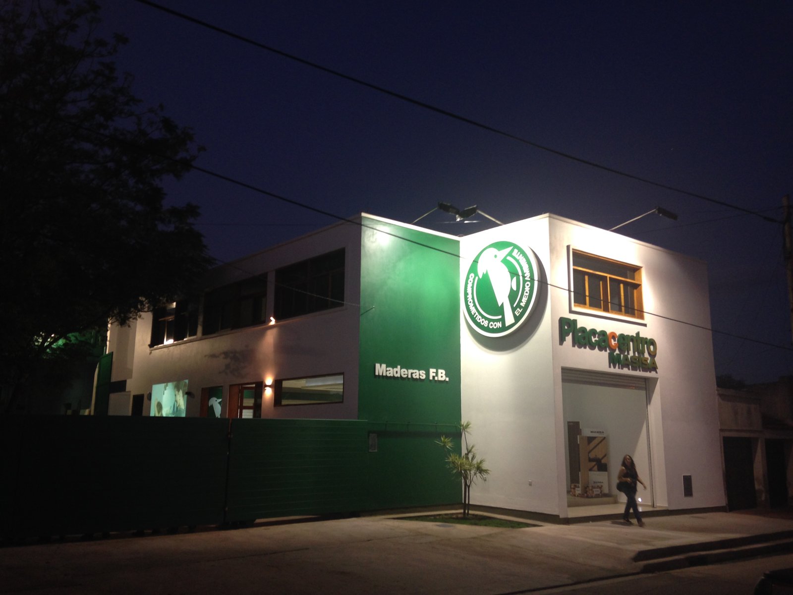 Masisa-Placacentro02