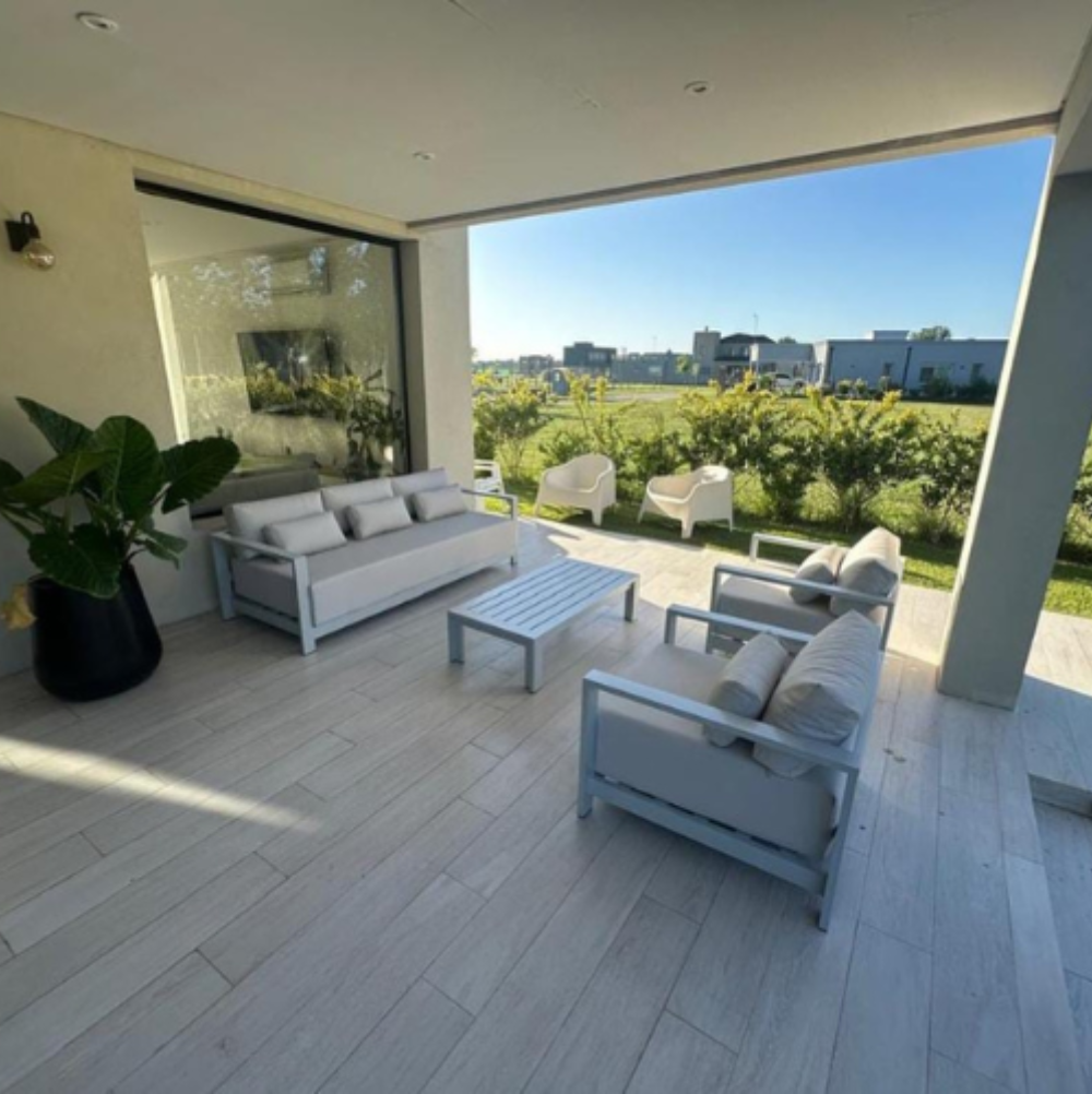 Muebles de exterior modernos