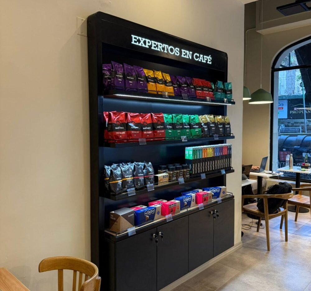 Exhibidores comerciales a medida