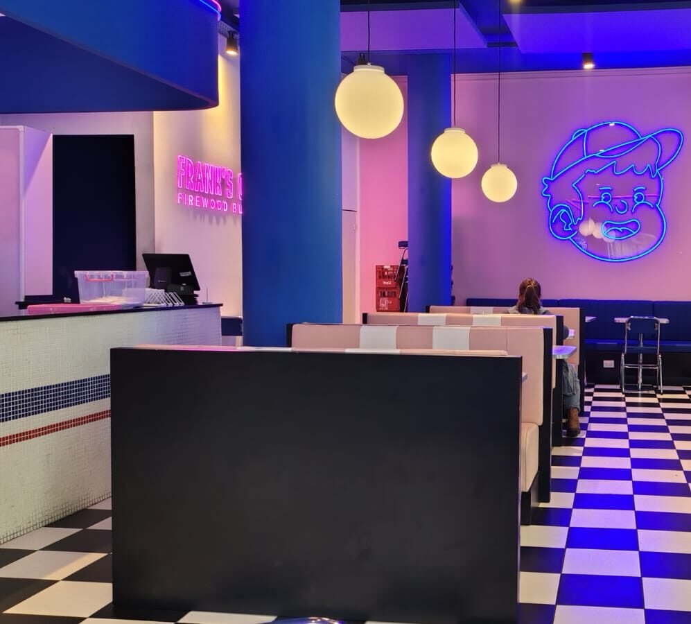 equipamiento comercial