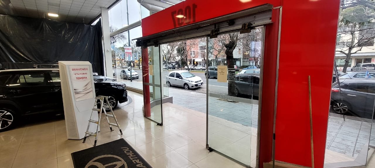 PUERTAS AUTOMATICAS